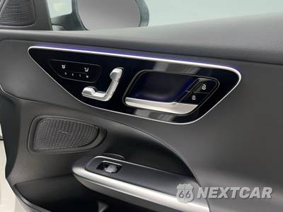 2025 Mercedes-Benz C 300 4MATIC - zdjęcie 19 z 45 - miniatura