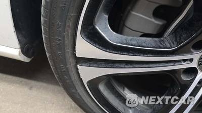 2025 Mercedes-Benz C 300 - zdjęcie 22 z 26 - miniatura