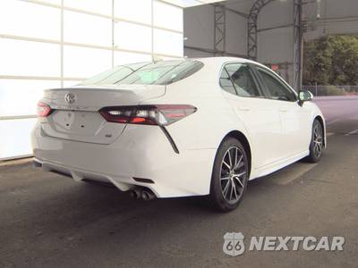 2024 Toyota Camry SE - zdjęcie 4 z 39 - miniatura