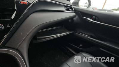 2024 Toyota Camry SE - zdjęcie 38 z 39 - miniatura
