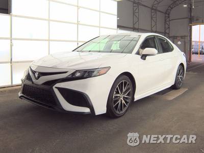 2024 Toyota Camry SE - zdjęcie 1 z 39 - miniatura