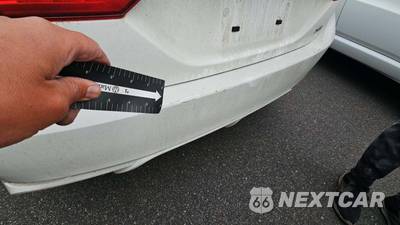 2024 Toyota Camry SE - zdjęcie 34 z 39 - miniatura
