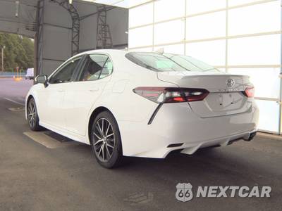 2024 Toyota Camry SE - zdjęcie 6 z 39 - miniatura