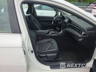 2024 Toyota Camry SE - zdjęcie 8 z 39 - miniatura