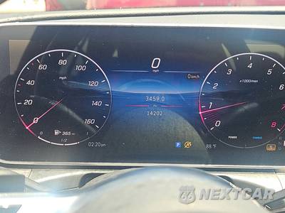 2025 Mercedes-Benz C 300 4MATIC - zdjęcie 12 z 23 - miniatura