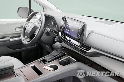 2024 Toyota Sienna LE 8-Passenger 120.5" WB - zdjęcie 44 z 46 - miniatura