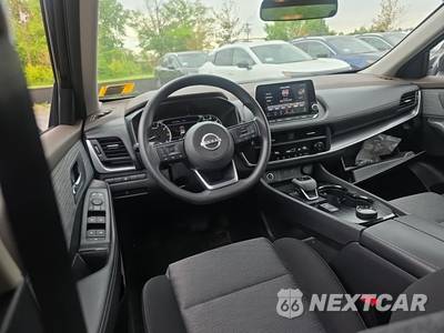 2023 Nissan Rogue SV - zdjęcie 12 z 21 - miniatura