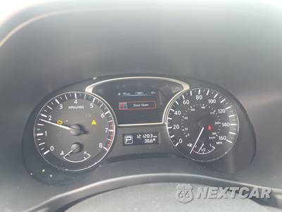 2014 Nissan Pathfinder SL - zdjęcie 12 z 42 - miniatura
