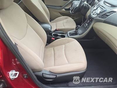 2016 Hyundai Elantra Value Edition Sedan - zdjęcie 8 z 28 - miniatura
