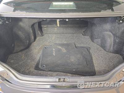 2013 Toyota Camry LE - zdjęcie 16 z 40 - miniatura