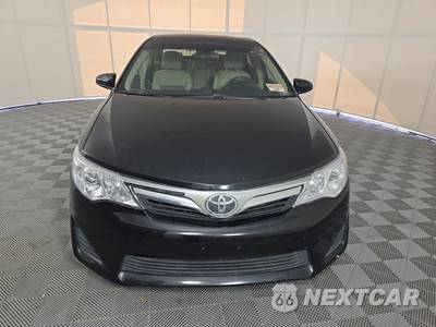 2013 Toyota Camry LE - zdjęcie 2 z 40 - miniatura