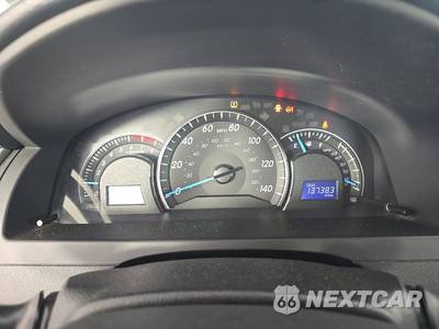 2013 Toyota Camry LE - zdjęcie 12 z 40 - miniatura