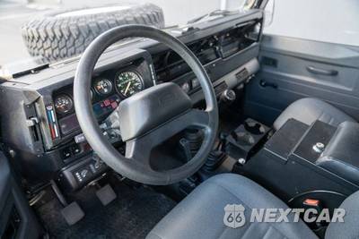 1993 Land Rover Defender 110 - zdjęcie 35 z 50 - miniatura