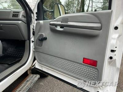 2004 Ford F-350 XL - zdjęcie 32 z 39 - miniatura