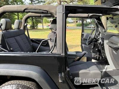 2010 Jeep Wrangler Mountain Edition - zdjęcie 8 z 50 - miniatura