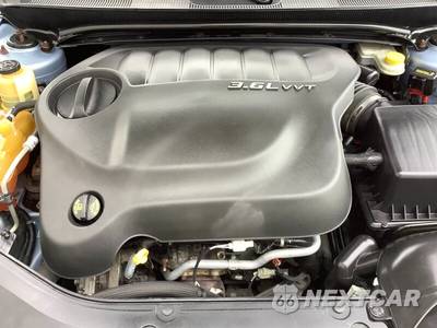 2014 Chrysler 200 Limited Sedan - zdjęcie 34 z 37 - miniatura