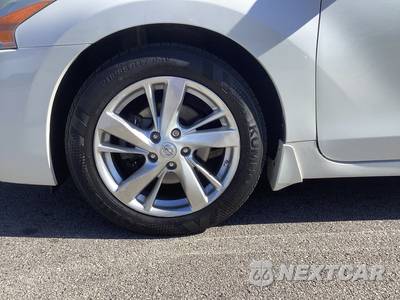 2014 Nissan Altima 2.5 SL - zdjęcie 4 z 29 - miniatura