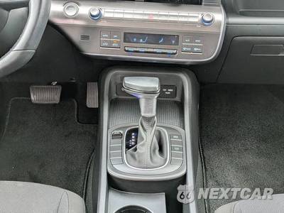2025 Hyundai Kona SEL - zdjęcie 19 z 29 - miniatura