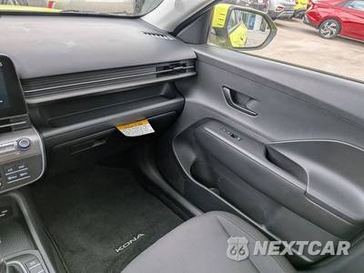 2025 Hyundai Kona SEL - zdjęcie 17 z 29 - miniatura