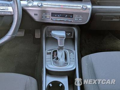 2025 Hyundai Kona SEL - zdjęcie 19 z 28 - miniatura