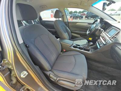 2018 Hyundai Sonata SEL - zdjęcie 8 z 22 - miniatura