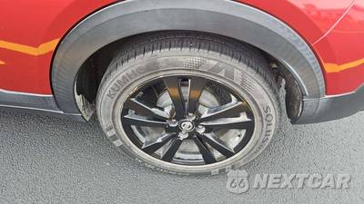 2019 Nissan Kicks SR - zdjęcie 24 z 28 - miniatura