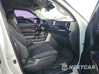 2022 Toyota Tundra SR5 Extended Cab Medium Bed - zdjęcie 8 z 19 - miniatura