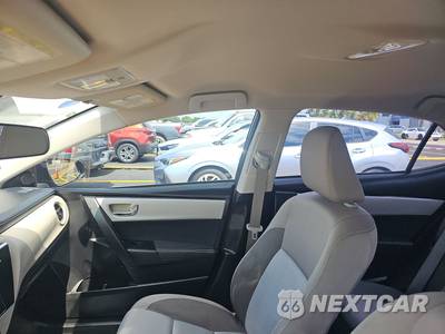2017 Toyota Corolla LE Sedan - zdjęcie 17 z 20 - miniatura