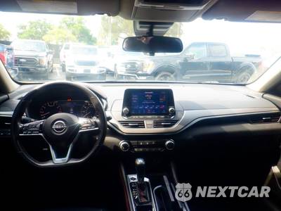 2024 Nissan Altima SR - zdjęcie 9 z 23 - miniatura