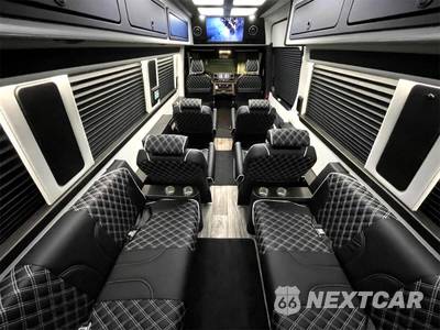 2024 Mercedes-Benz Sprinter 3500XD Eco Revolution Luxury Coach AWD 10 Pass - zdjęcie 7 z 50 - miniatura