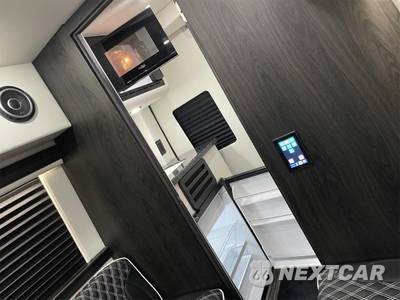 2024 Mercedes-Benz Sprinter 3500XD Eco Revolution Luxury Coach AWD 10 Pass - zdjęcie 4 z 50 - miniatura