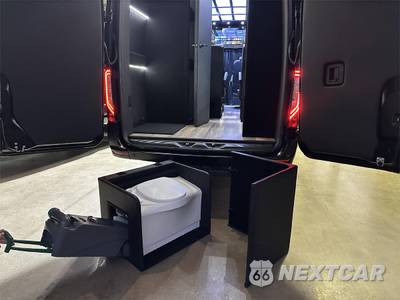 2024 Mercedes-Benz Sprinter 3500XD Cargo Van DRW High Roof 170.0" WB - zdjęcie 18 z 50 - miniatura