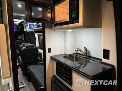 2024 Mercedes-Benz Sprinter 3500XD Cargo Van DRW High Roof 170.0" WB - zdjęcie 5 z 50 - miniatura