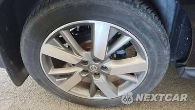2014 Nissan Pathfinder Platinum - zdjęcie 8 z 11 - miniatura