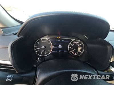 2019 Nissan Altima SR - zdjęcie 12 z 18 - miniatura