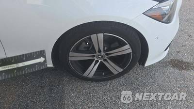 2025 Mercedes-Benz C 300 4MATIC - zdjęcie 9 z 9 - miniatura