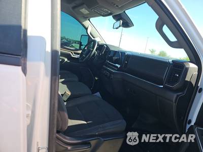 2024 Chevrolet Silverado 2500HD LT Crew Cab Long Bed 1LT - zdjęcie 8 z 24 - miniatura