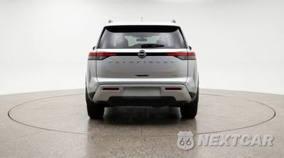2025 Nissan Pathfinder SV - zdjęcie 6 z 12 - miniatura