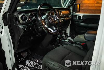 2023 Jeep Wrangler 4 Door Sahara - zdjęcie 8 z 26 - miniatura