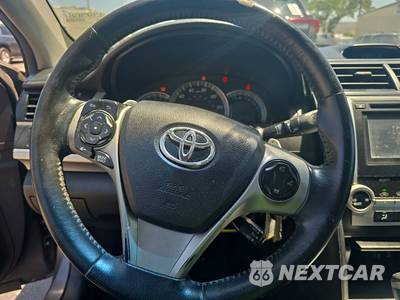 2014 Toyota Camry SE Sport - zdjęcie 10 z 39 - miniatura