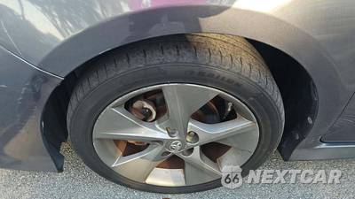 2014 Toyota Camry SE Sport - zdjęcie 25 z 39 - miniatura