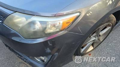 2014 Toyota Camry SE Sport - zdjęcie 20 z 39 - miniatura