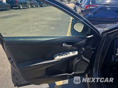 2014 Toyota Camry SE Sport - zdjęcie 9 z 39 - miniatura