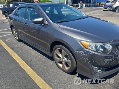 2014 Toyota Camry SE Sport - zdjęcie 3 z 39 - miniatura