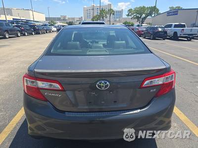 2014 Toyota Camry SE Sport - zdjęcie 5 z 39 - miniatura