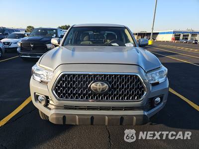 2019 Toyota Tacoma SR5 Crew Cab Medium Bed - zdjęcie 2 z 18 - miniatura