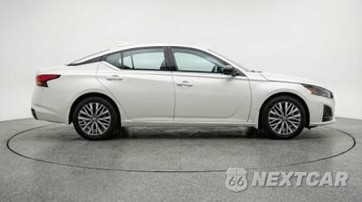 2025 Nissan Altima SV - zdjęcie 8 z 12 - miniatura