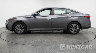2025 Nissan Altima SV - zdjęcie 4 z 12 - miniatura