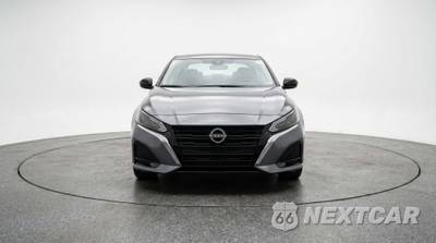 2025 Nissan Altima SV - zdjęcie 2 z 12 - miniatura