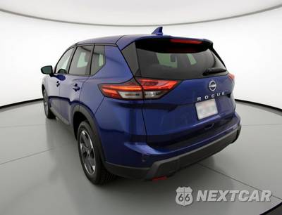 2025 Nissan Rogue SV - zdjęcie 5 z 12 - miniatura